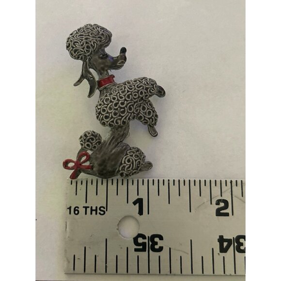 Vintage Gerry’s Poodle Brooch Pin Silver-Tone With Red Accents - Picture 5 of 5
